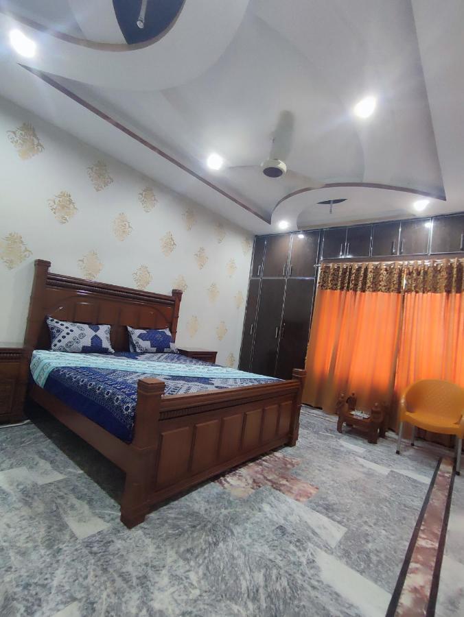 Lavish Residency Guest House Fasial Town Rawalpindi Exteriör bild