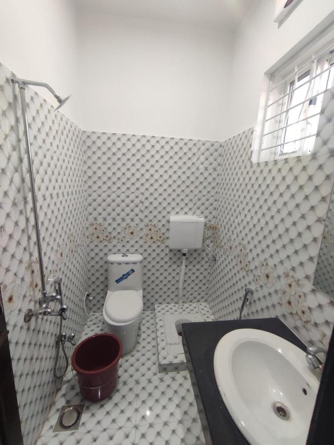 Lavish Residency Guest House Fasial Town Rawalpindi Exteriör bild
