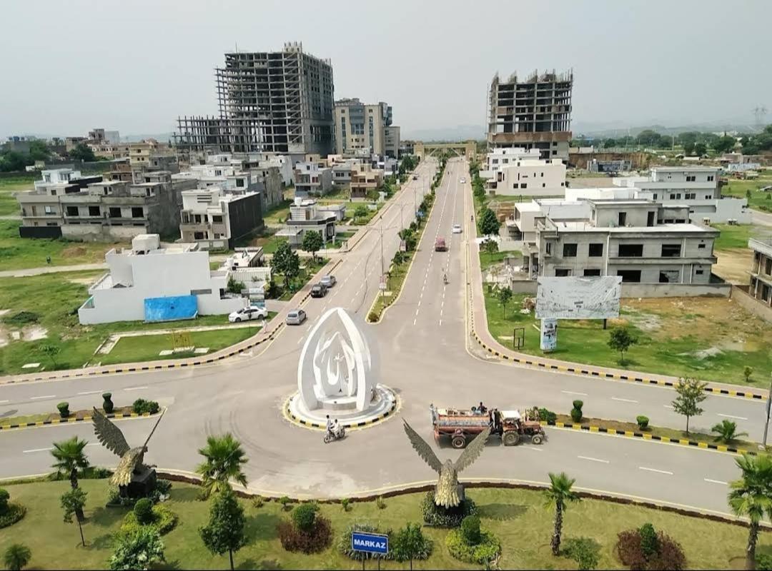 Lavish Residency Guest House Fasial Town Rawalpindi Exteriör bild